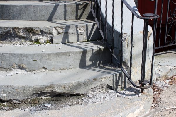 Cost of Cement Stairs Repair in Baton Rouge