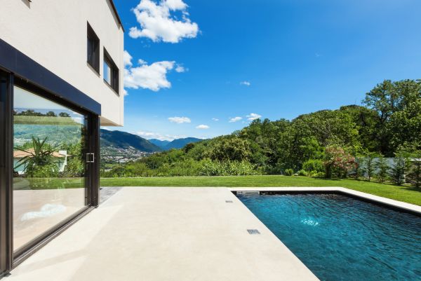Cost of Poolside Concrete Repair in Baton Rouge